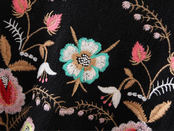 Cashmere Blend Floral Embroidery Sweater